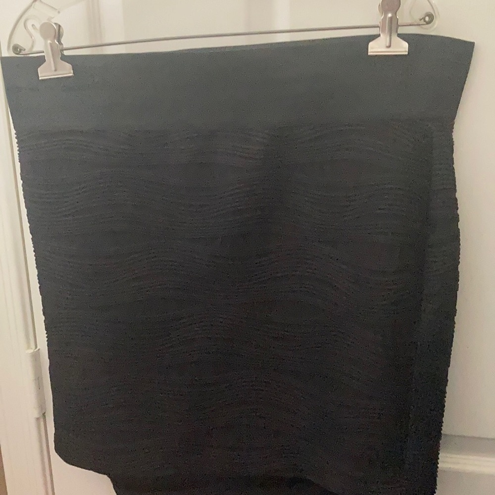 FINAL MARKDOWN Stoosh woman textured black mini skirt 2x
